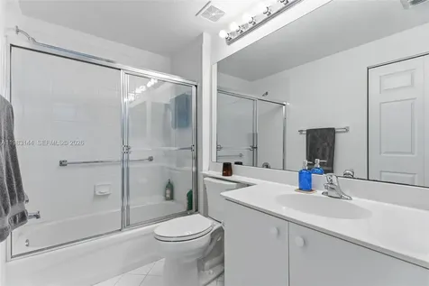 7765 Yardley Drive Tamarac FL 33321