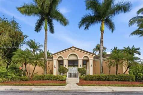 7765 Yardley Drive Tamarac FL 33321
