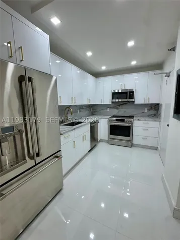 10185 Collins Avenue Bal Harbour FL 33154