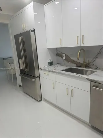 10185 Collins Avenue Bal Harbour FL 33154