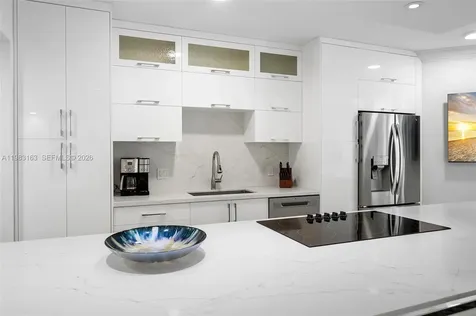 4775 Collins Avenue Miami Beach FL 33140