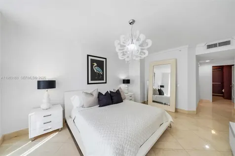 4775 Collins Avenue Miami Beach FL 33140