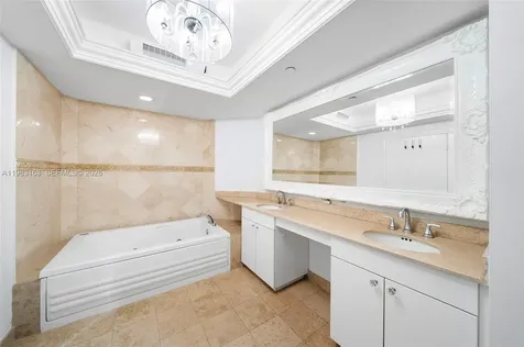 4775 Collins Avenue Miami Beach FL 33140