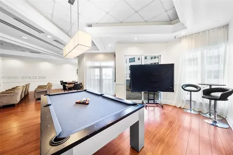 4775 Collins Avenue Miami Beach FL 33140
