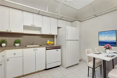 20100 W Country Club Drive Aventura FL 33180