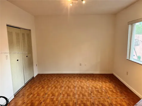 8025 Lake Drive Doral FL 33166