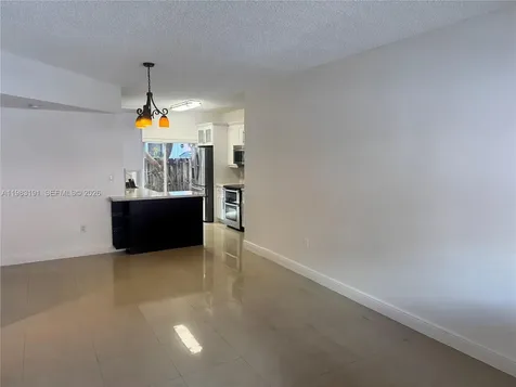 8025 Lake Drive Doral FL 33166