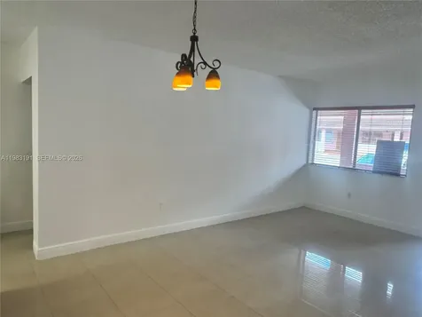 8025 Lake Drive Doral FL 33166