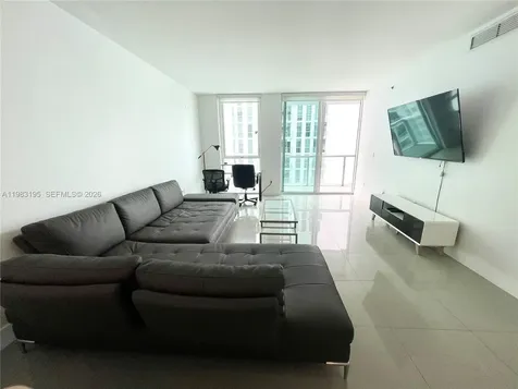 253 NE 2nd Street Miami FL 33132