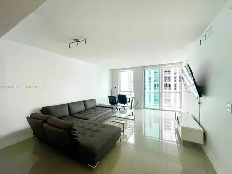 253 NE 2nd Street Miami FL 33132