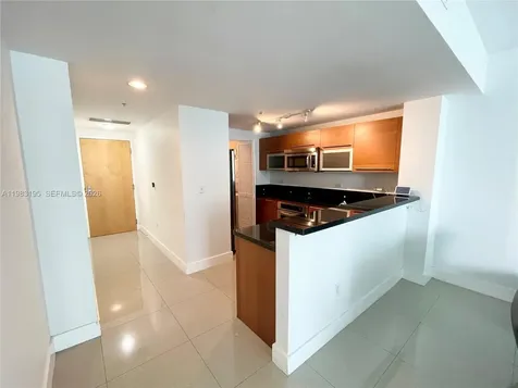 253 NE 2nd Street Miami FL 33132