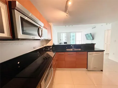 253 NE 2nd Street Miami FL 33132