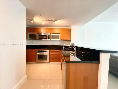 253 NE 2nd Street Miami FL 33132