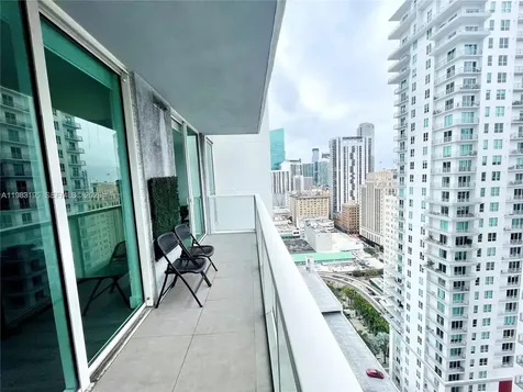 253 NE 2nd Street Miami FL 33132