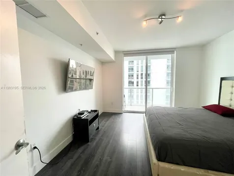 253 NE 2nd Street Miami FL 33132