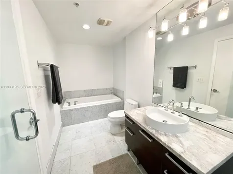 253 NE 2nd Street Miami FL 33132