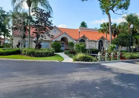 3480 N Pinewalk Drive N Margate FL 33063