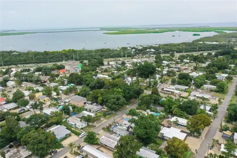 11 Judy Place Key Largo FL 33037