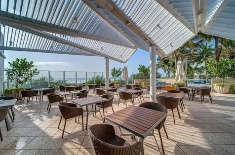 6801 Collins Avenue #610 Door Miami Beach FL 33141