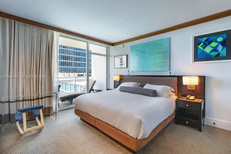 6801 Collins Avenue #610 Door Miami Beach FL 33141