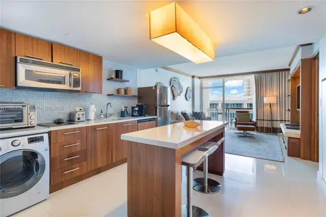 6801 Collins Avenue #610 Door Miami Beach FL 33141