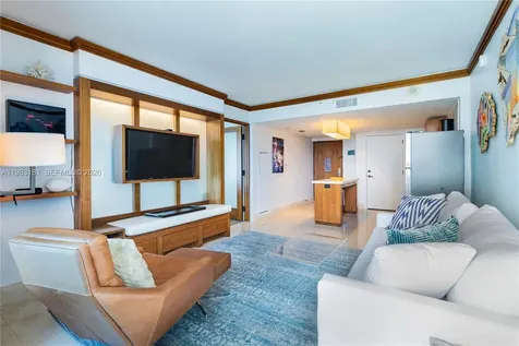 6801 Collins Avenue #610 Door Miami Beach FL 33141
