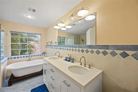 2721 Montevideo Avenue Cooper City FL 33026