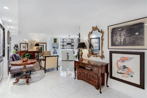 825 Brickell Bay Drive Miami FL 33131