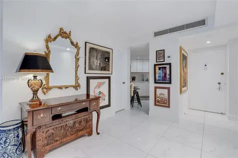 825 Brickell Bay Drive Miami FL 33131