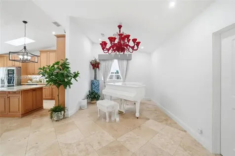 12715 SW 96th Terrace Miami FL 33186
