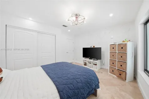 12715 SW 96th Terrace Miami FL 33186