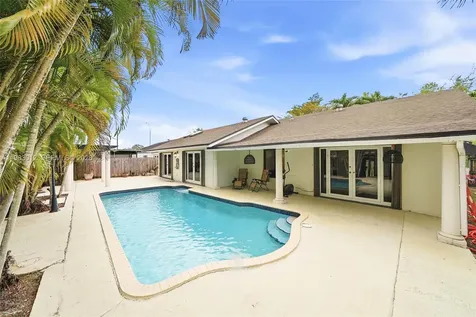 12715 SW 96th Terrace Miami FL 33186