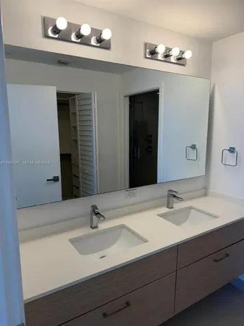 600 NE 27th Street Miami FL 33137