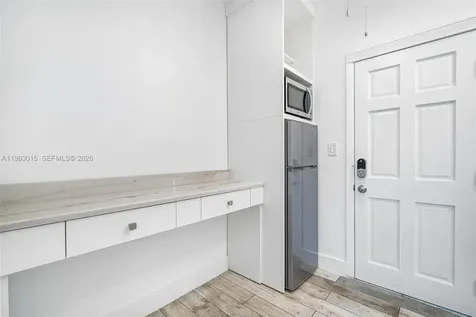 180 SW 63rd Avenue Miami FL 33144