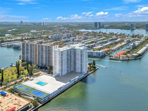 301 174th Street Sunny Isles Beach FL 33160