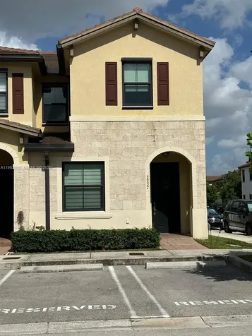 3337 W 105th Terrace Hialeah FL 33018