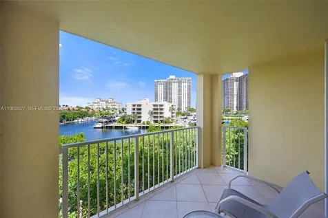 19999 E Country Club Drive Aventura FL 33180