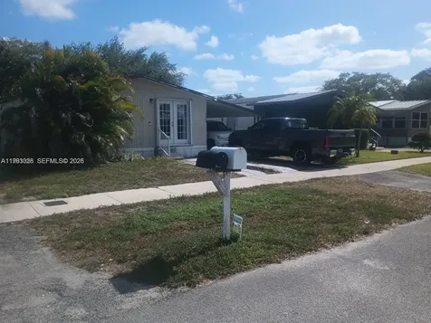 3024 SW 51st Street Dania Beach FL 33312