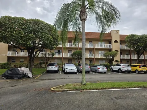 9261 Sunrise Lakes Boulevard Sunrise FL 33322