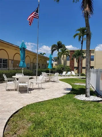851 NE 14th Avenue Hallandale Beach FL 33009