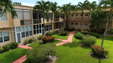 851 NE 14th Avenue Hallandale Beach FL 33009