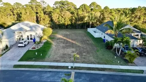 1570 SW 16th Court SW Vero Beach FL 32962