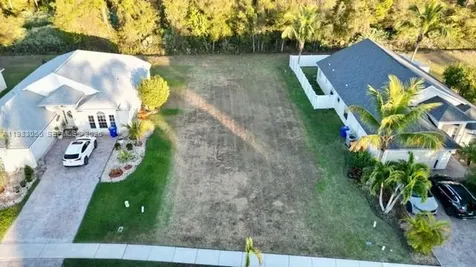 1570 SW 16th Court SW Vero Beach FL 32962