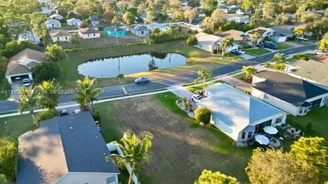 1570 SW 16th Court SW Vero Beach FL 32962