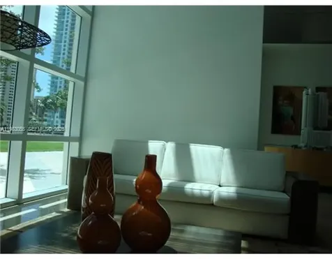 300 S Biscayne Miami FL 33131