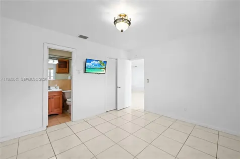 2055 NW 132nd Street Miami FL 33167