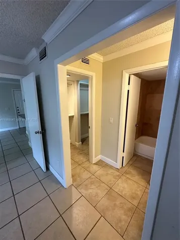4221 W Mcnab Road Pompano Beach FL 33069