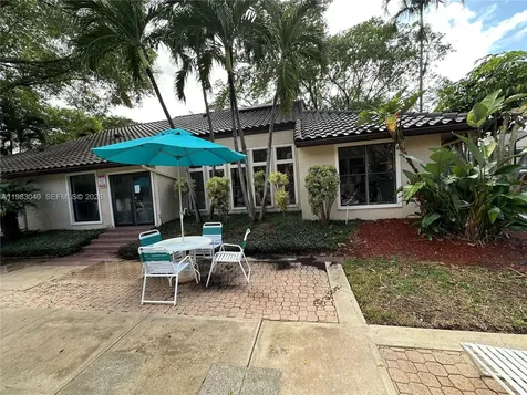 4221 W Mcnab Road Pompano Beach FL 33069
