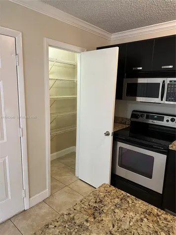 4221 W Mcnab Road Pompano Beach FL 33069
