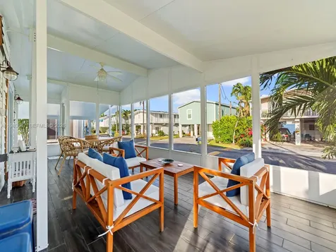 806 S Jade Drive Key Largo FL 33037